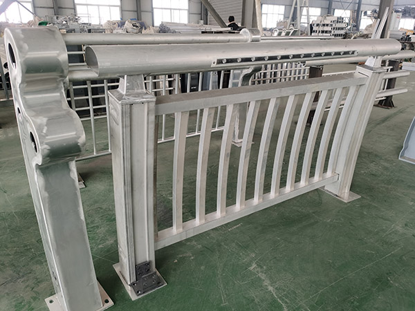 铝合金护栏