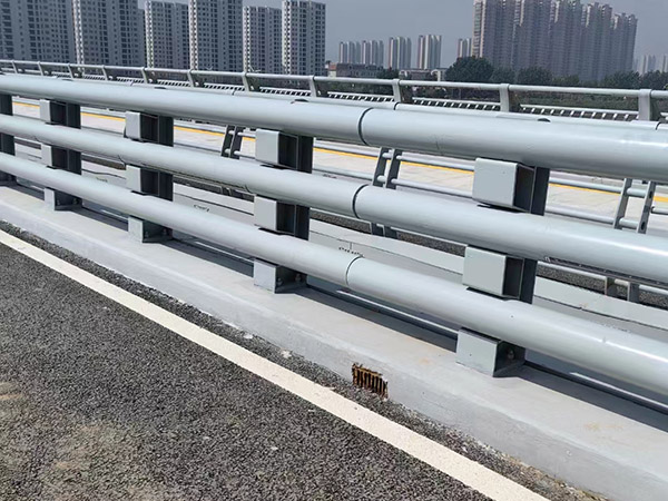 防撞护栏
