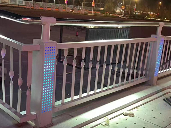 灯光护栏