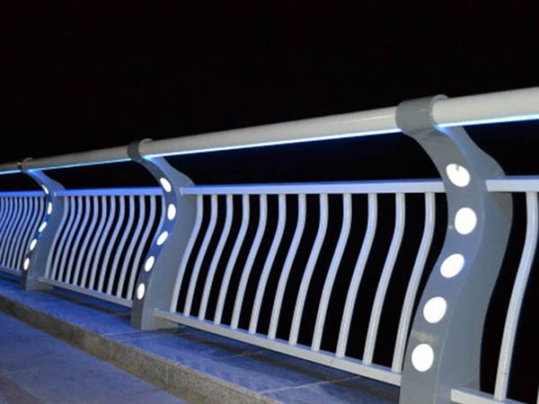 灯光护栏